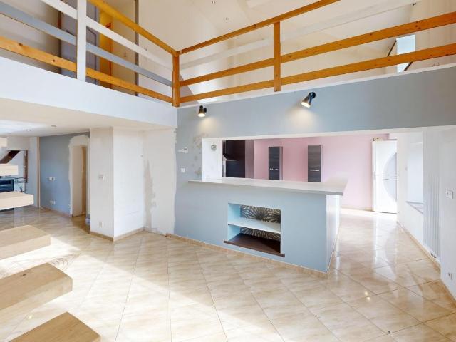 Maison 6 pièces 182 m²