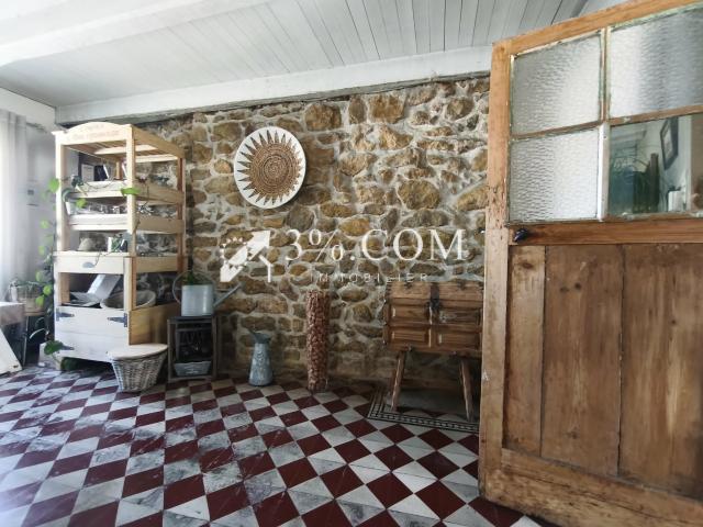 Maison 6 pièces 182 m²