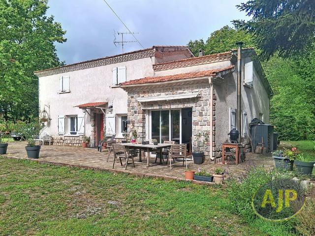 Maison 6 pièces 182 m²
