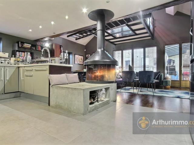 Maison 6 pièces 182 m²