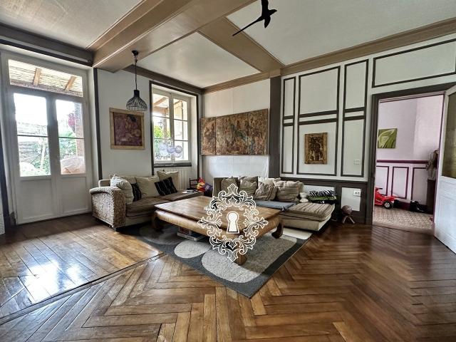 Maison 6 pièces 183 m²