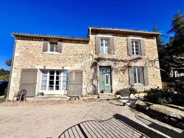 Maison 6 pièces 183 m²