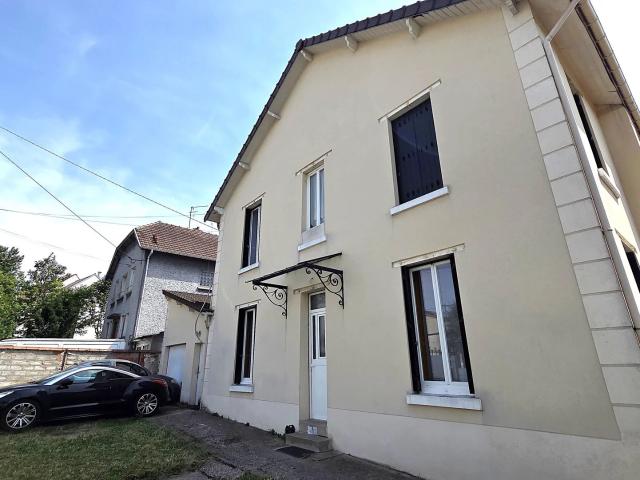 Maison 6 pièces 183 m²