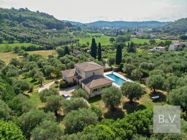Maison 6 pièces 183 m²