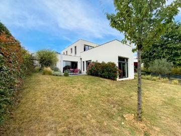 Maison 6 pièces 185 m²