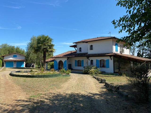 Maison 6 pièces 183 m²