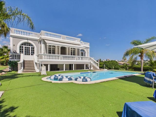 Maison 6 pièces 183 m²