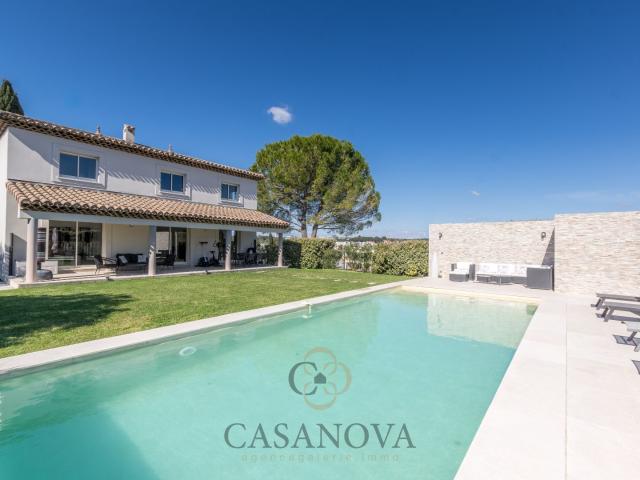 Maison 6 pièces 167 m²