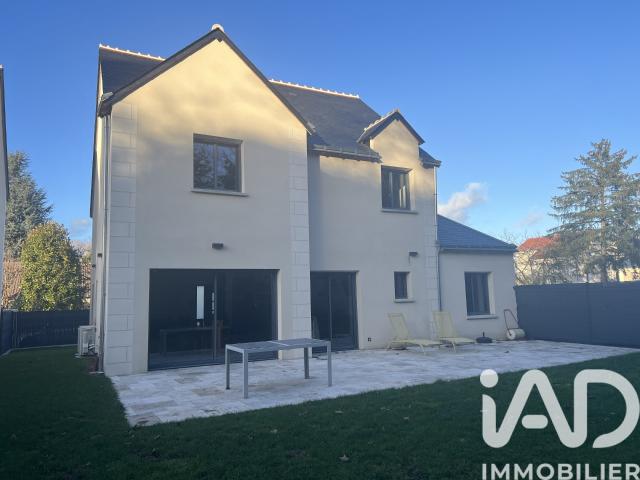 Maison 6 pièces 183 m²