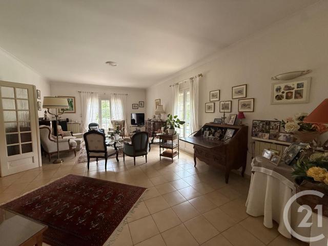 Maison 6 pièces 183 m²