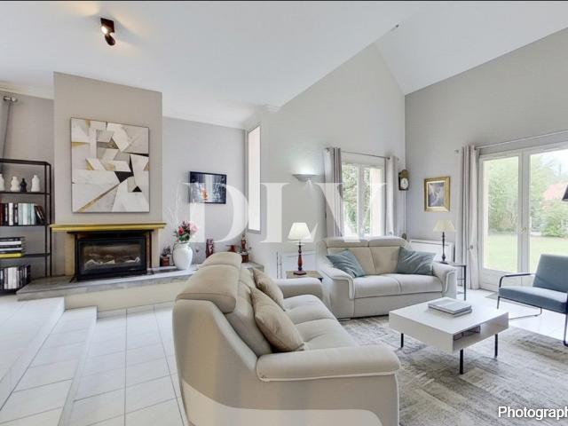 Maison 6 pièces 194 m²