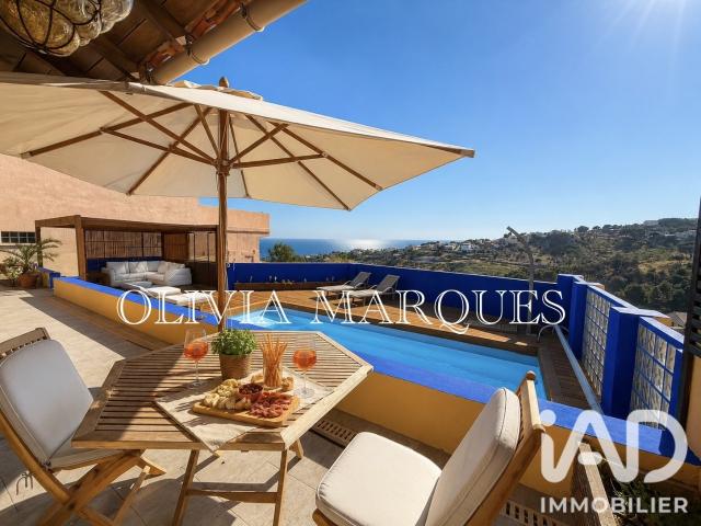 Maison 6 pièces 194 m²