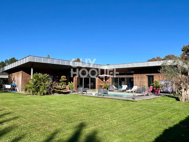 Maison 6 pièces 194 m²