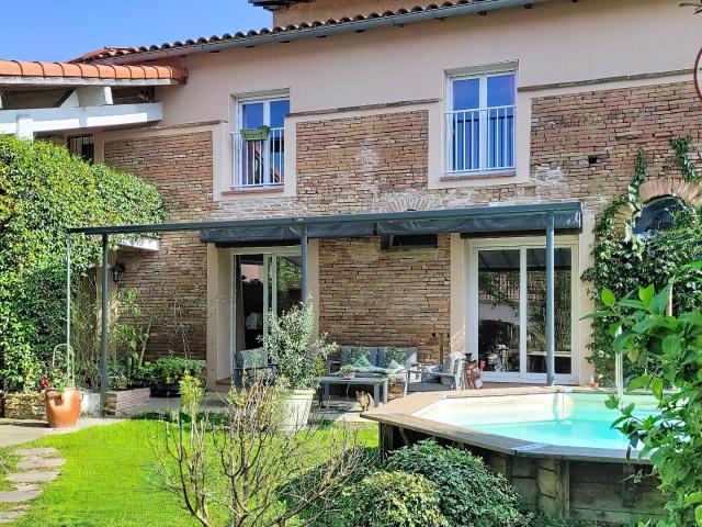 Maison 6 pièces 194 m²