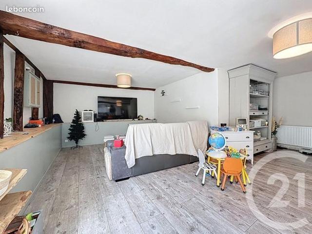 Maison 6 pièces 194 m²