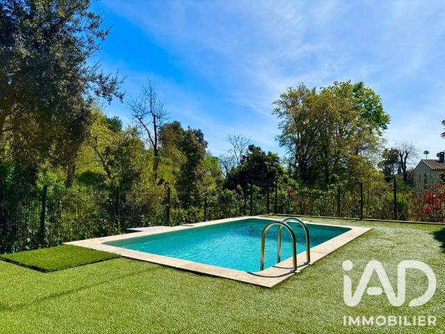 Maison 6 pièces 195 m²