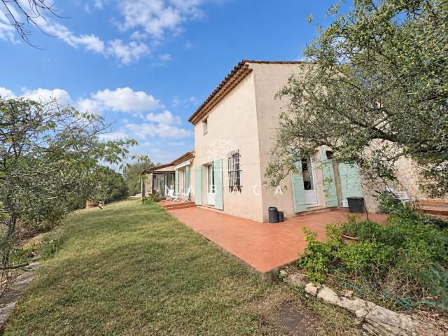 Maison 6 pièces 195 m²