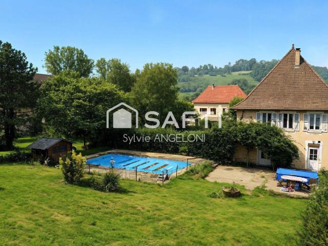 Maison 6 pièces 195 m²