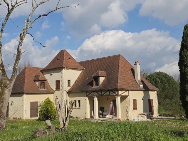 Maison 6 pièces 195 m²