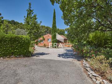 Maison 6 pièces 195 m²