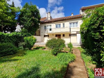 Maison 6 pièces 195 m²