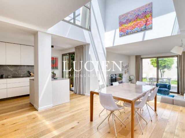 Maison 6 pièces 195 m²