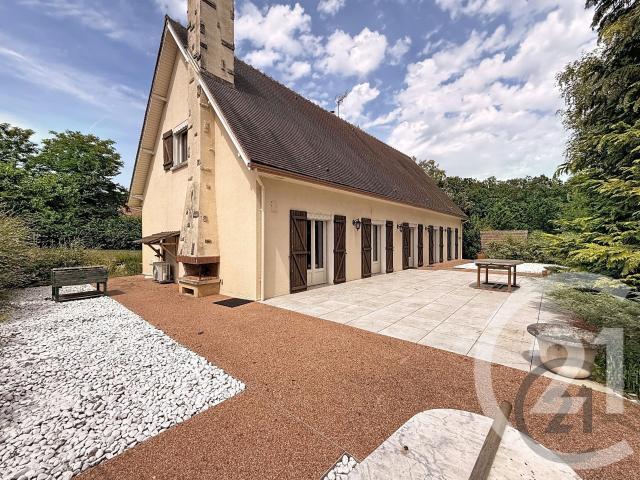 Maison 6 pièces 205 m²