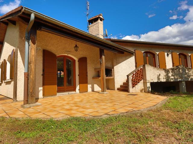 Maison 6 pièces 195 m²