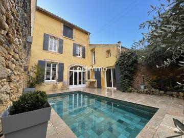 Maison 6 pièces 195 m²