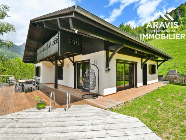 Maison 6 pièces 195 m²