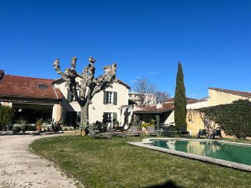 Maison 6 pièces 195 m²