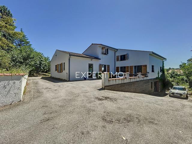 Maison 6 pièces 195 m²