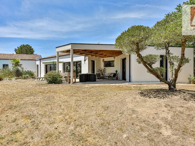Maison 6 pièces 195 m²