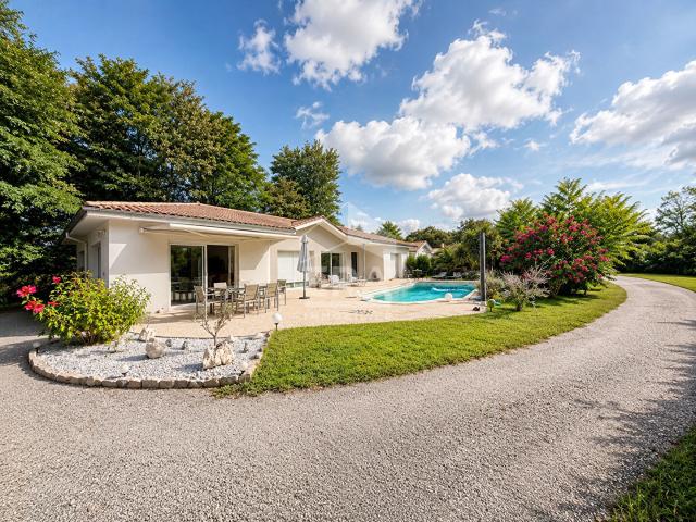 Maison 6 pièces 195 m²