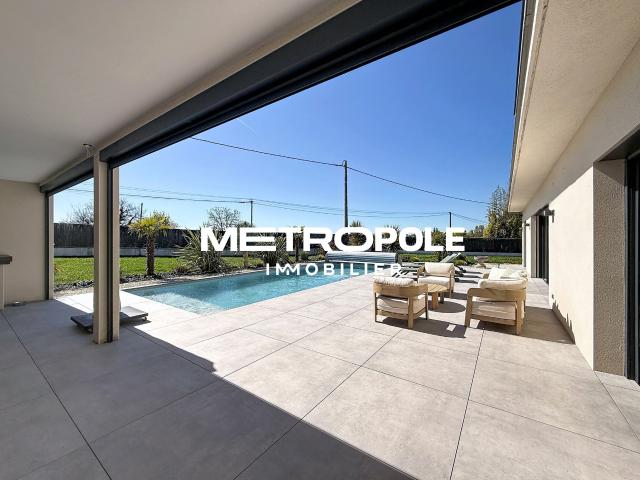 Maison 6 pièces 195 m²