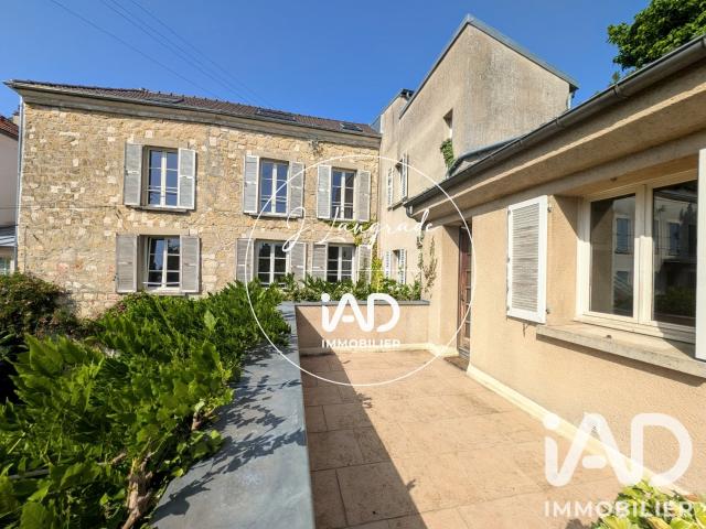 Maison 6 pièces 196 m²