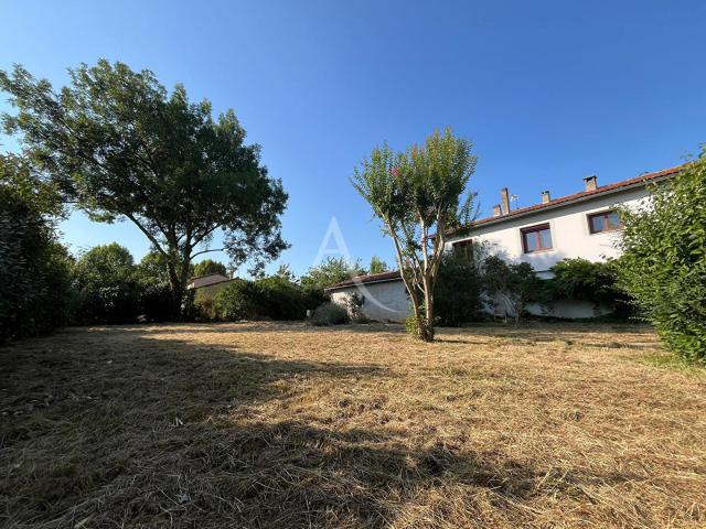 Maison 6 pièces 196 m²