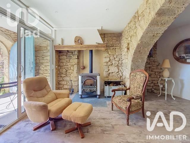 Maison 6 pièces 196 m²