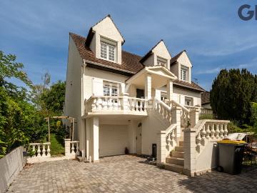 Maison 6 pièces 196 m²