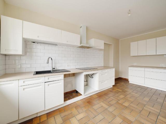 Maison 6 pièces 196 m²