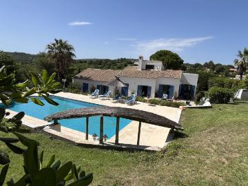 Maison 6 pièces 196 m²