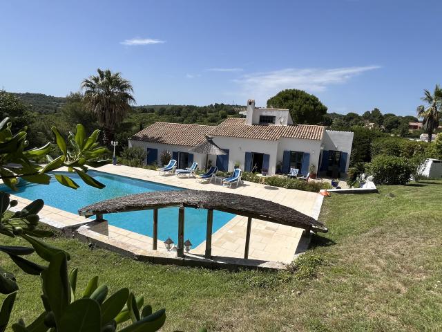 Maison 6 pièces 196 m²