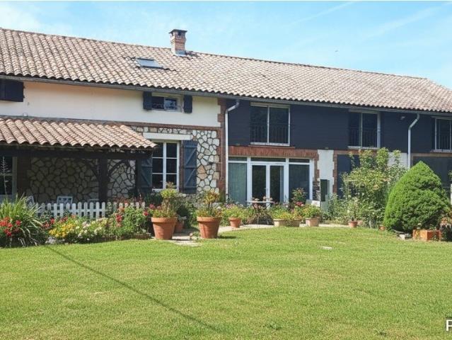 Maison 6 pièces 197 m²