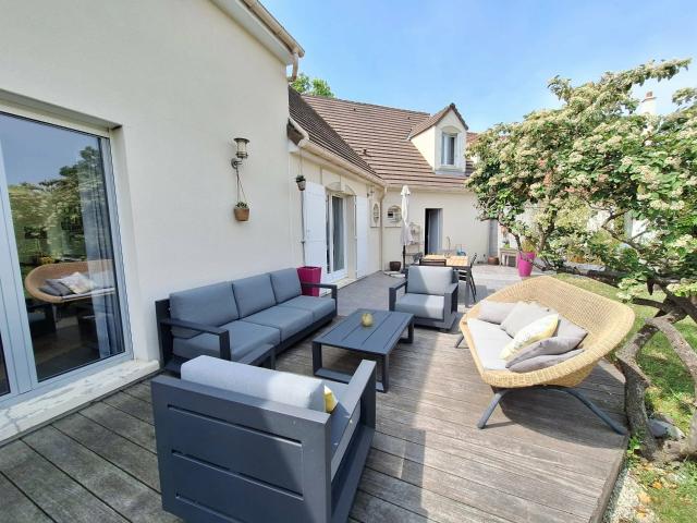 Maison 6 pièces 197 m²