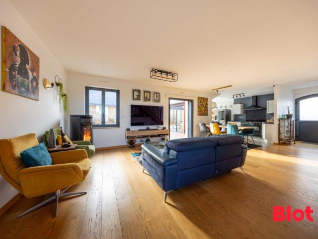 Maison 6 pièces 197 m²