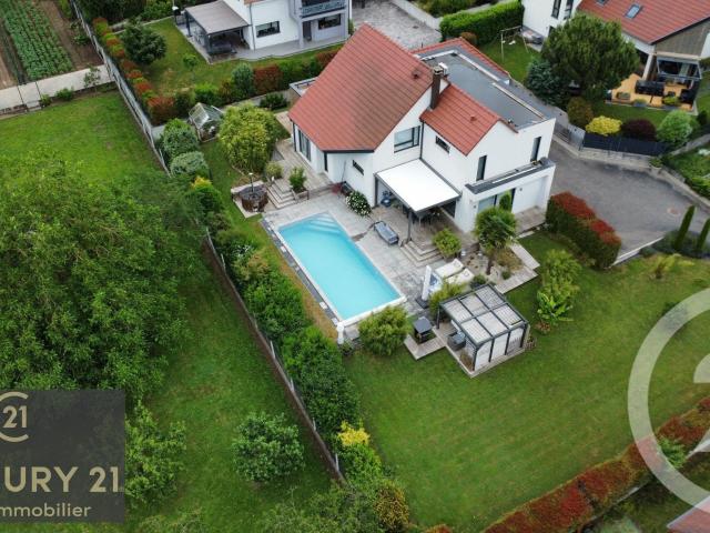 Maison 6 pièces 197 m²