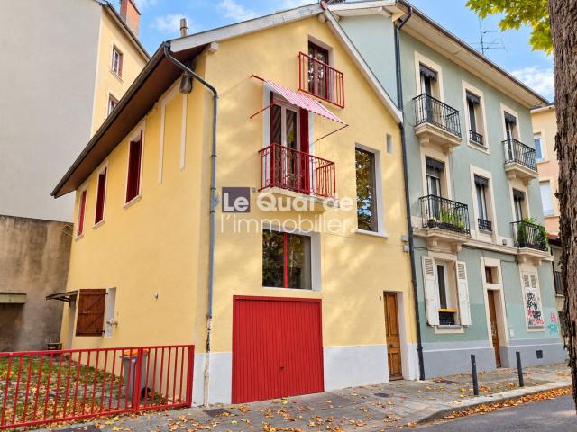 Maison 6 pièces 197 m²