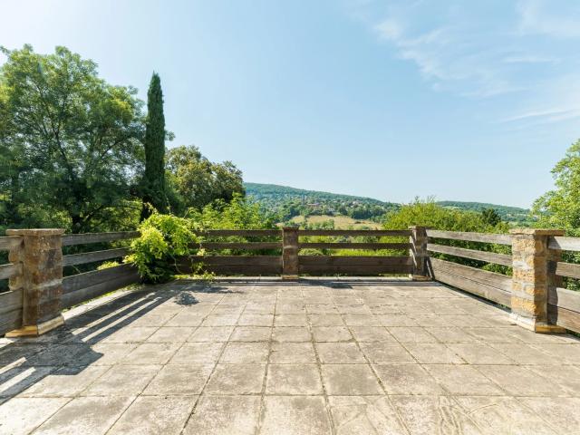 Maison 6 pièces 198 m²