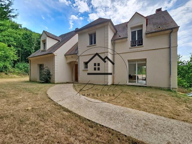 Maison 6 pièces 198 m²