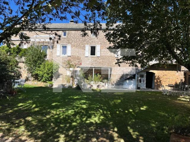 Maison 6 pièces 203 m²